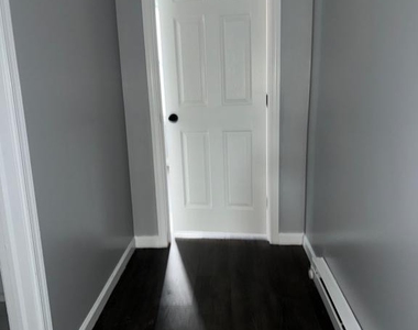 3146 Custer Street - Photo Thumbnail 17