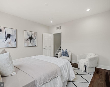 1331 N Newkirk Street - Photo Thumbnail 23