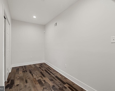 1331 N Newkirk Street - Photo Thumbnail 21