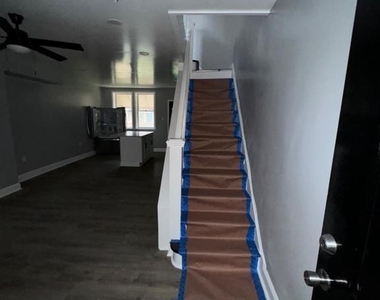 2604 S Holbrook Street - Photo Thumbnail 6