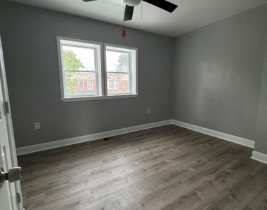 2604 S Holbrook Street - Photo Thumbnail 26