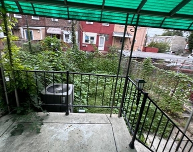 2602 S Holbrook Street - Photo Thumbnail 12