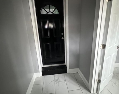 2602 S Holbrook Street - Photo Thumbnail 1