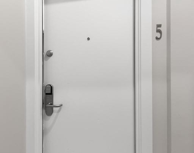 257 N 3rd Street - Photo Thumbnail 17