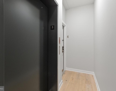 257 N 3rd Street - Photo Thumbnail 18