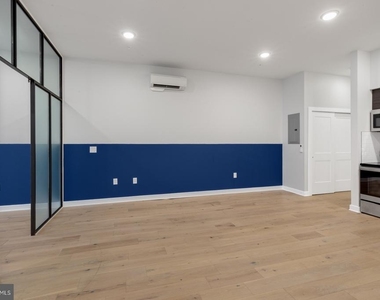 257 N 3rd Street - Photo Thumbnail 5