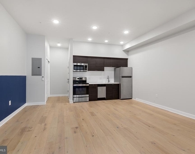 257 N 3rd Street - Photo Thumbnail 4