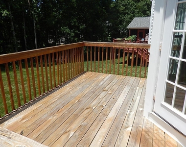 9801 Goodrum Court - Photo Thumbnail 19
