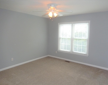 9801 Goodrum Court - Photo Thumbnail 15