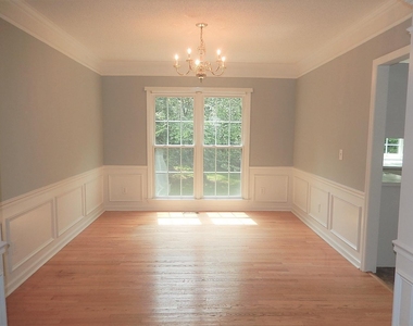 9801 Goodrum Court - Photo Thumbnail 4
