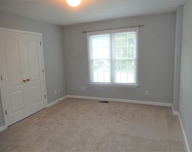 9801 Goodrum Court - Photo Thumbnail 16