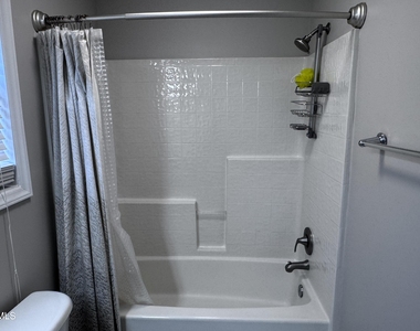 2503 Beckett's Ridge Drive - Photo Thumbnail 16