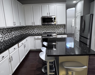 2503 Beckett's Ridge Drive - Photo Thumbnail 8