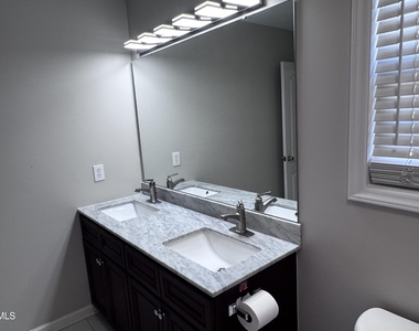 2503 Beckett's Ridge Drive - Photo Thumbnail 17