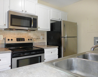 515 S Merritt Mill Road - Photo Thumbnail 6