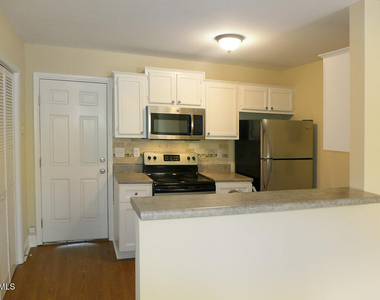 515 S Merritt Mill Road - Photo Thumbnail 4