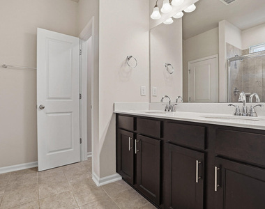 1425 Haltwhistle Street - Photo Thumbnail 24
