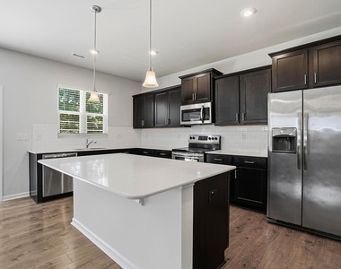 1425 Haltwhistle Street - Photo Thumbnail 12