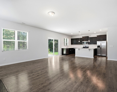 1425 Haltwhistle Street - Photo Thumbnail 8