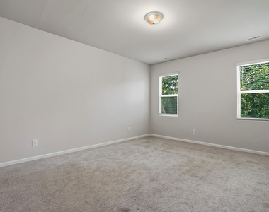 1425 Haltwhistle Street - Photo Thumbnail 21