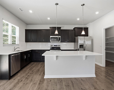 1425 Haltwhistle Street - Photo Thumbnail 11