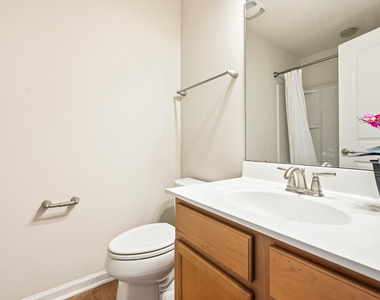 2417 Historic Circle - Photo Thumbnail 31