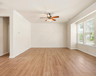 2417 Historic Circle - Photo Thumbnail 14