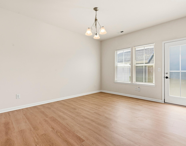 2417 Historic Circle - Photo Thumbnail 11