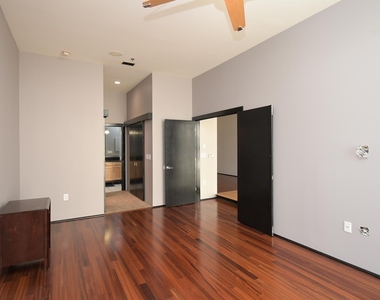 319 Fayetteville Street - Photo Thumbnail 12