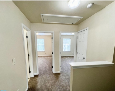 5403 Danube Lane - Photo Thumbnail 16