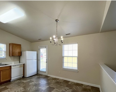 5403 Danube Lane - Photo Thumbnail 14