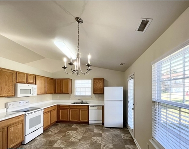 5403 Danube Lane - Photo Thumbnail 15