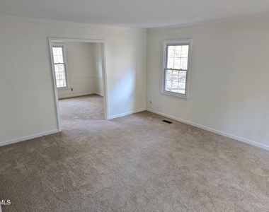 5313 Falkirk Drive - Photo Thumbnail 4