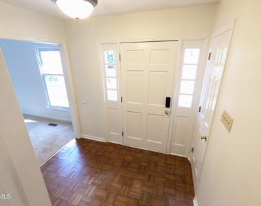 5313 Falkirk Drive - Photo Thumbnail 14