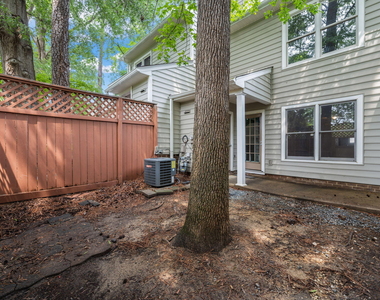 4425 Roller Court - Photo Thumbnail 21