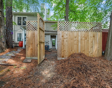 4425 Roller Court - Photo Thumbnail 23