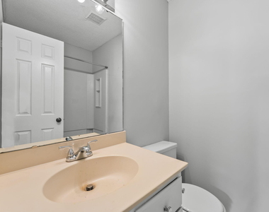 4425 Roller Court - Photo Thumbnail 15