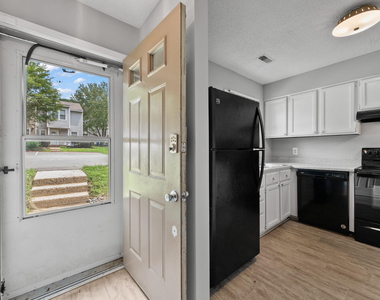 4425 Roller Court - Photo Thumbnail 1