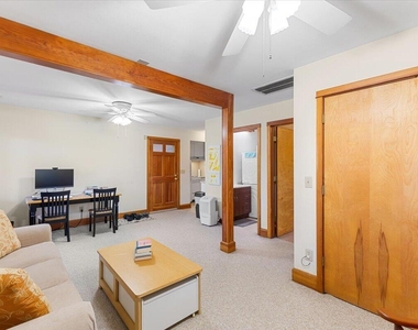 108 Campbell Lane - Photo Thumbnail 9