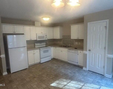 350 Opal Lane - Photo Thumbnail 3