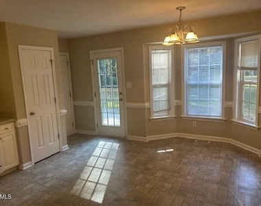 350 Opal Lane - Photo Thumbnail 4