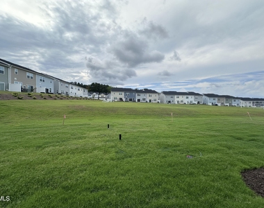 3109 Glen Lyon Drive - Photo Thumbnail 16