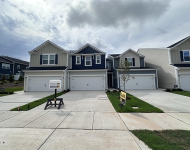 3109 Glen Lyon Drive - Photo Thumbnail 2