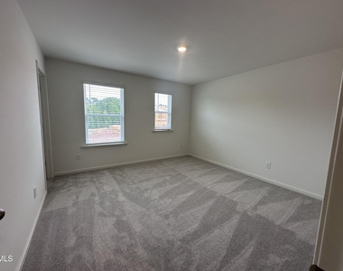 3109 Glen Lyon Drive - Photo Thumbnail 8