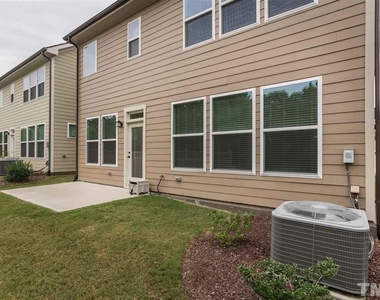 201 Begen Street - Photo Thumbnail 22