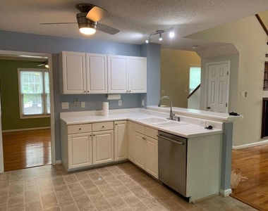 218 Mint Hill Drive - Photo Thumbnail 11