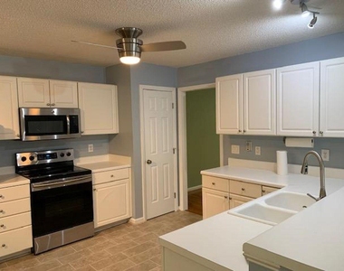 218 Mint Hill Drive - Photo Thumbnail 12