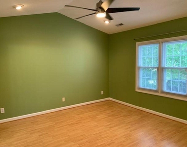 218 Mint Hill Drive - Photo Thumbnail 15