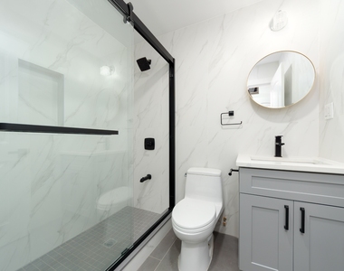 533 Madison Street - Photo Thumbnail 12