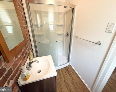 242 Pusey Avenue - Photo Thumbnail 22